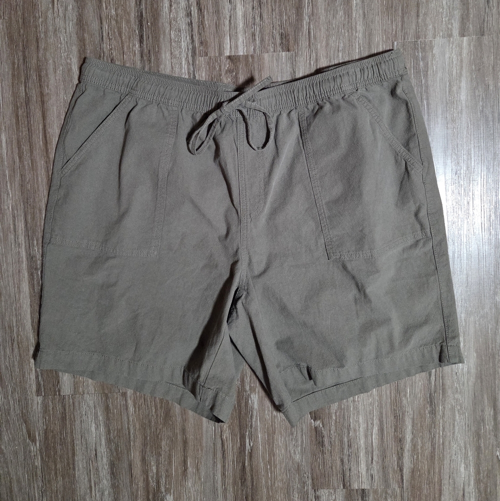 Womens Olive Green Pull On Elastic Waist Drawstring Shorts Size 2X Pockets